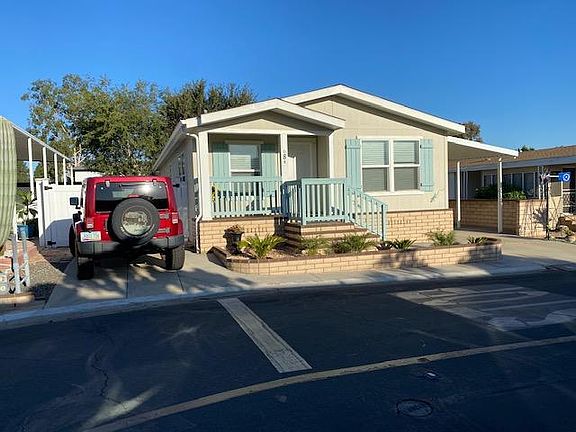3rd image of 984 Whitecliff Way