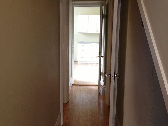 3rd image of 328 San Carlos St