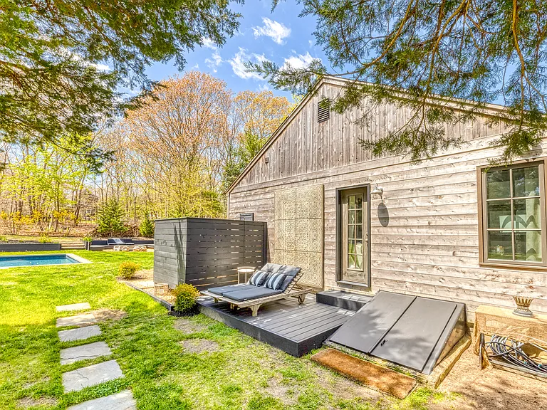 165 Three Mile Harbor Rd — Photo 43