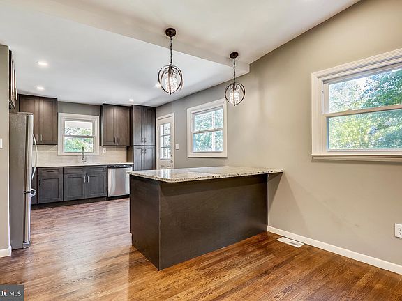 4th image of 14003 Eagle Ct
