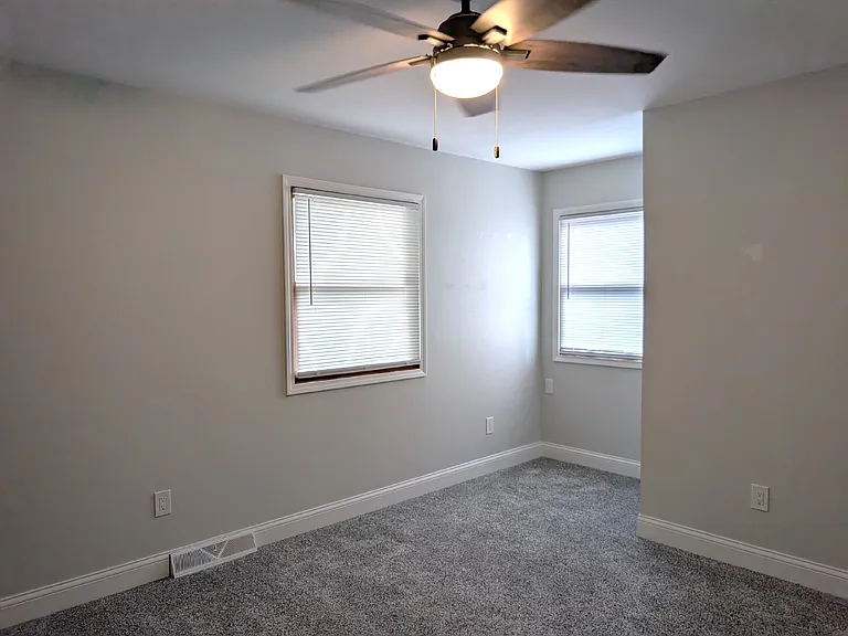 1311 Whittier Dr — Photo 24