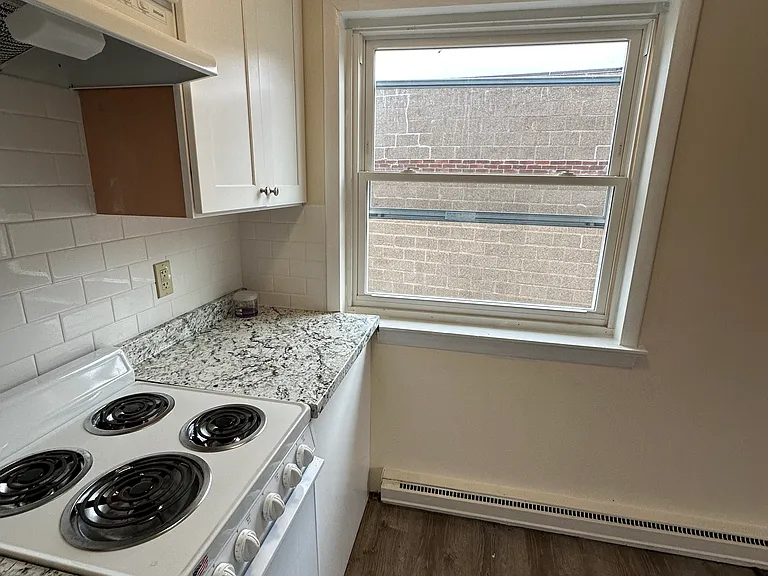 49 Beers St #205 — Photo 3