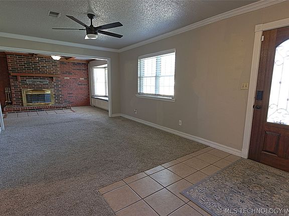 4th image of 606 S Lincoln Ave