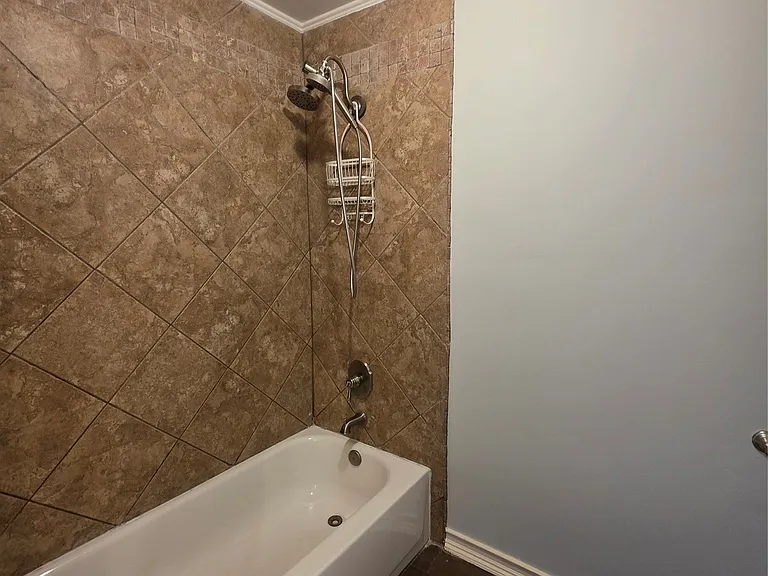 6225 Whitewater Ct — Photo 21
