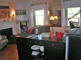 100 Charles St #12, Boston, MA 02114