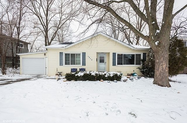 1st image of 1374 Leslie Ln
