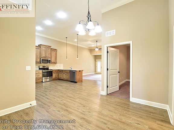 4th image of 12341 Fox Creek Dr