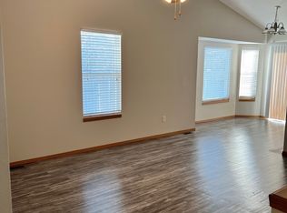 6732 W Shade Ct, Wichita, KS 67212
