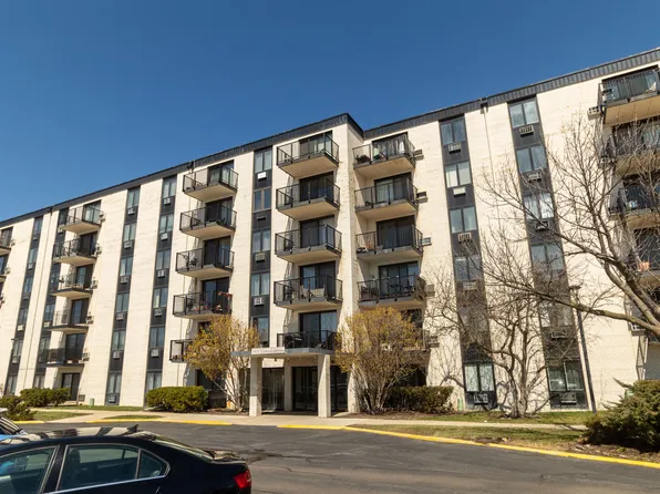 9128 W Terrace Dr APT 6L, Niles, IL 60714