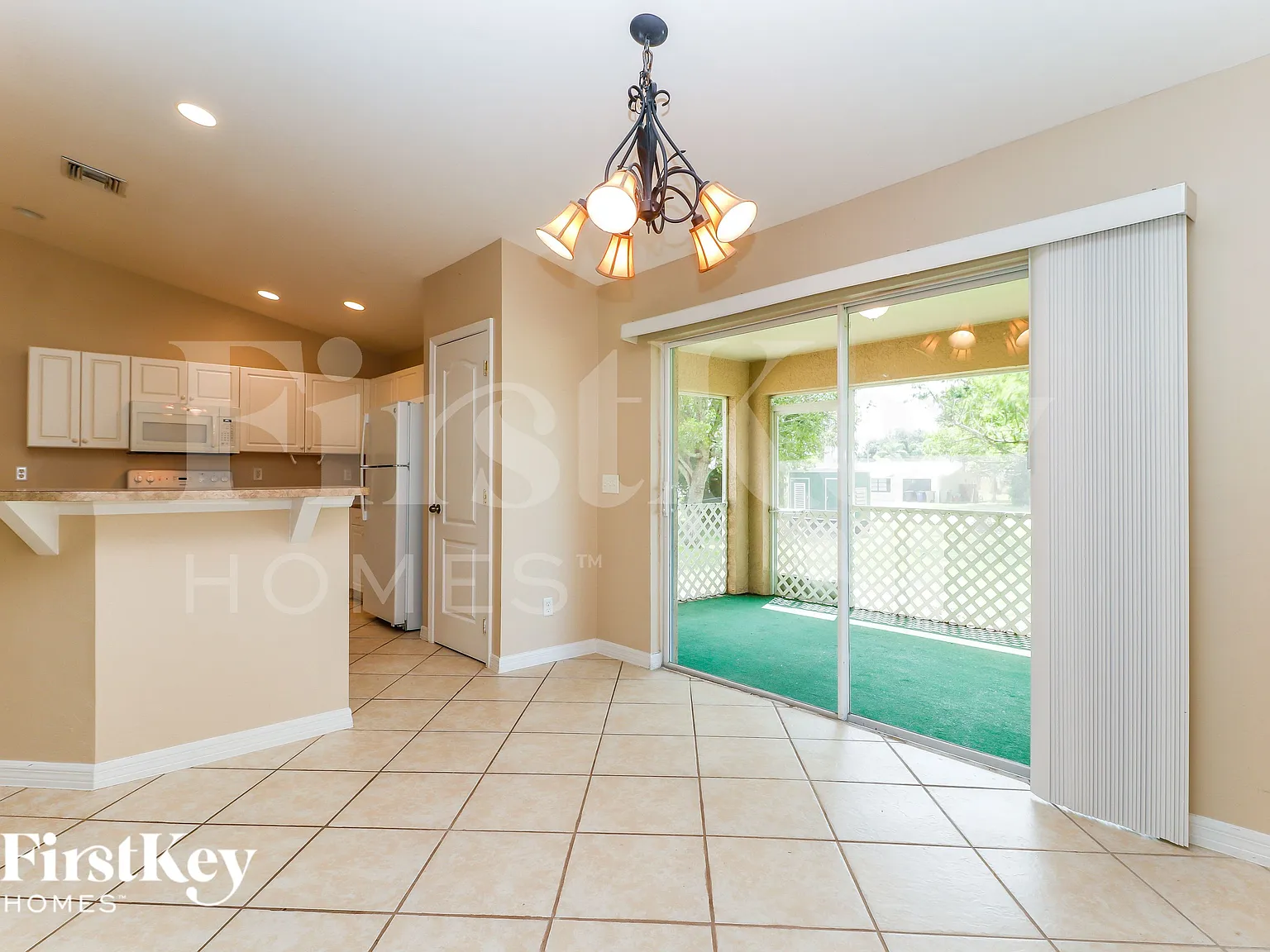 3 bed, 2.0 bath, 1763 sqft, $1,860 — Photo 4