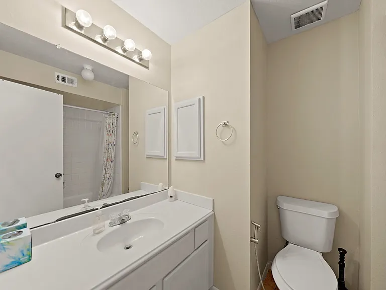 6355 Northland Dr — Photo 7