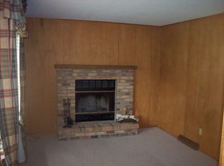 W172N8417 Shady Ln, Menomonee Falls, WI 53051