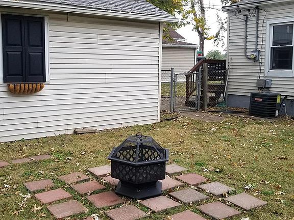 4th image of 2615 Jerden Ave