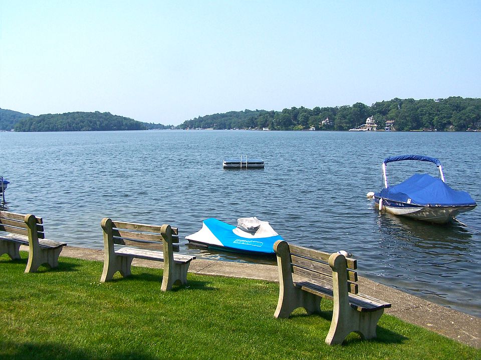 520 N Lake Blvd, Mahopac, NY 10541 Zillow