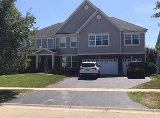 2309 River Hills Ln, Bolingbrook, IL 60490