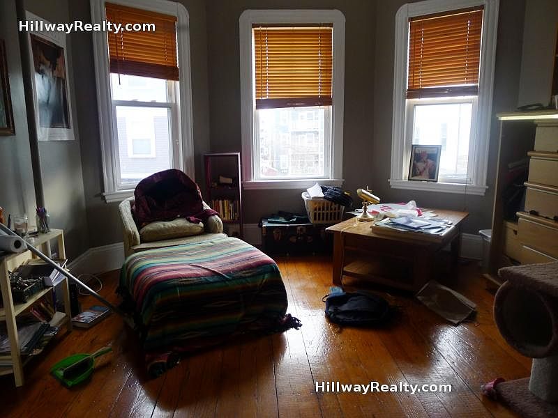 2nd image of 20 Boynton St #1