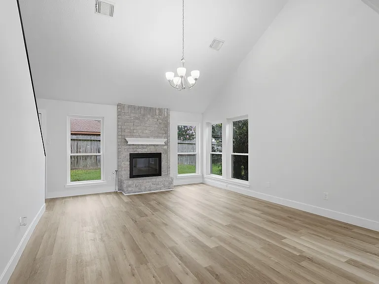 3602 Storm Creek Dr — Photo 4