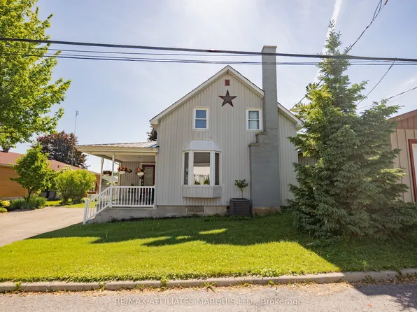 30 Harrison St, North Glengarry, ON K0C 1A0