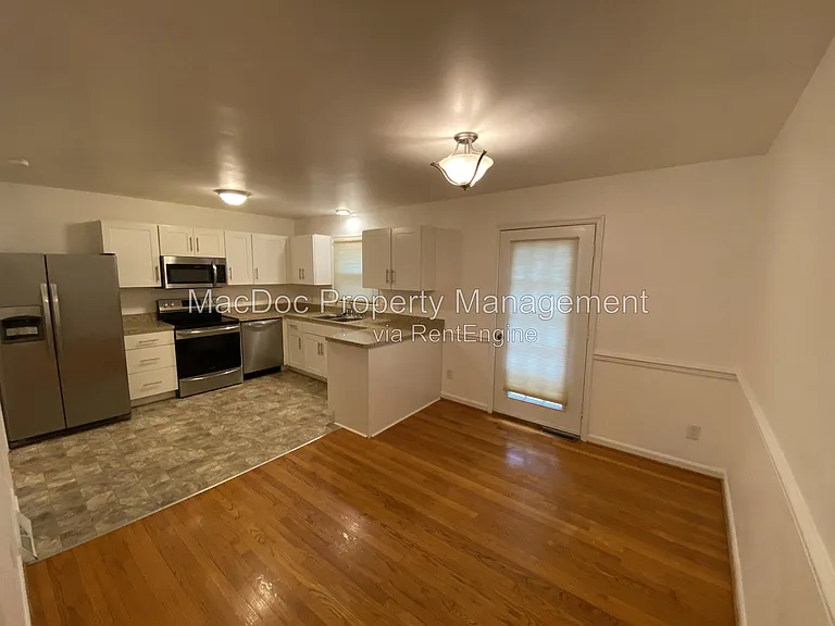 431 Ridgemore St — Photo 8
