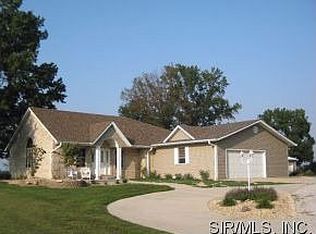 6260 Old Carpenter Rd, Edwardsville, IL 62025