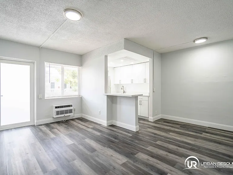 6650 Miller Dr #19 — Photo 8