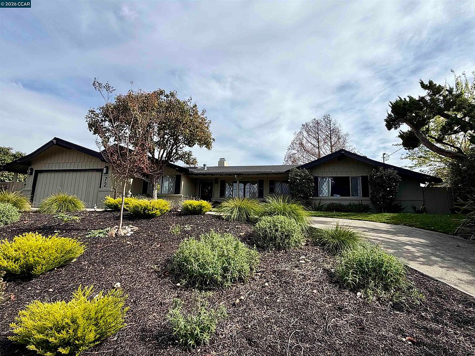 1st image of 72 Scenic Dr