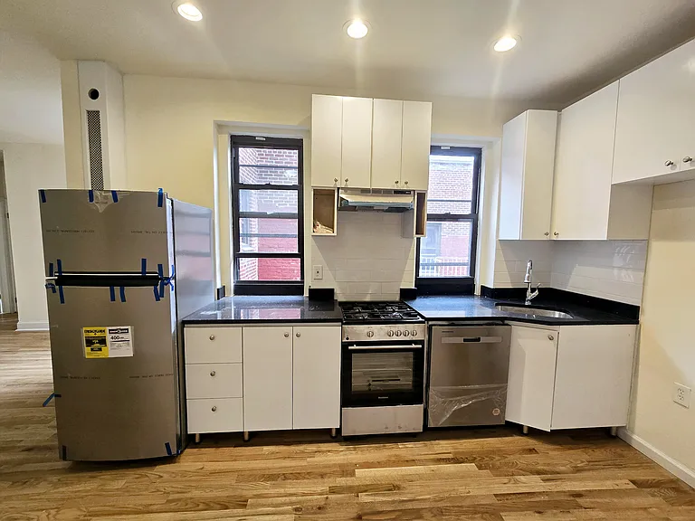 13217 Maple Ave #A402 — Photo 5