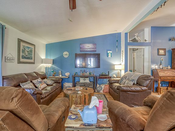 4th image of 741 Se Indian Trail