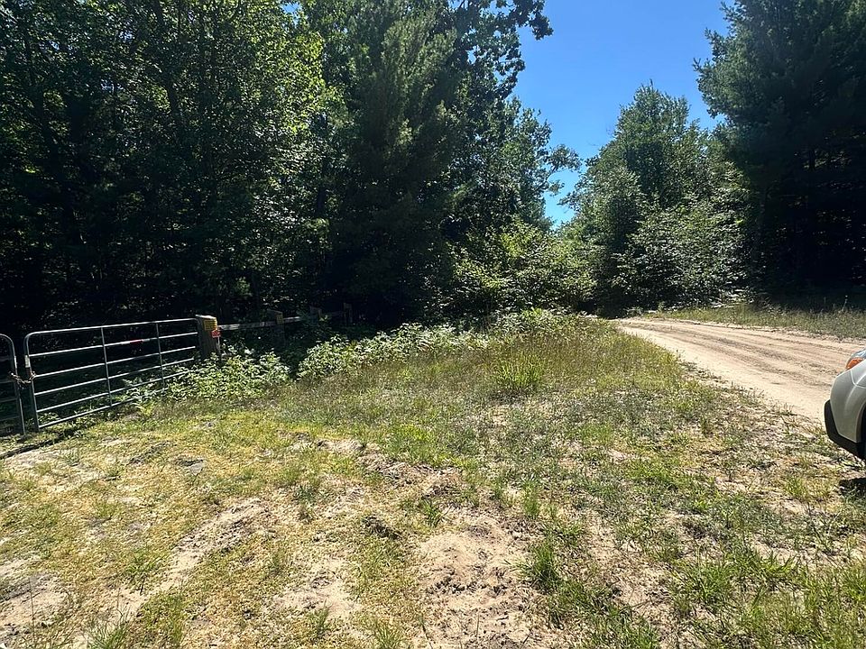 2nd image of 108th Ave