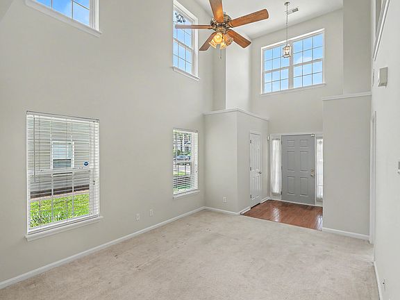 3rd image of 9148 Maple Grove Dr