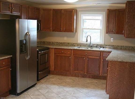 2nd image of 17 S Brown Ct