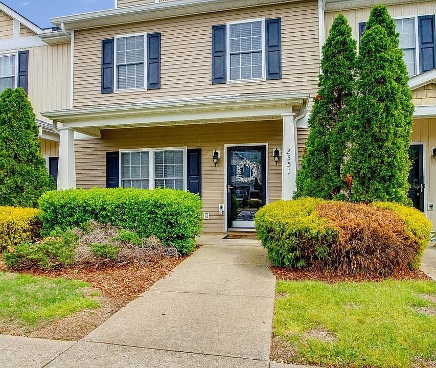 1st image of 2551 New Holland Cir
