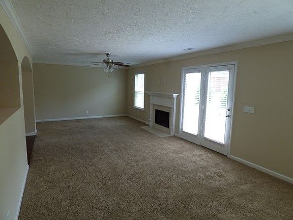 2nd image of 1435 Sunray Dr