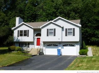 233 Stonybrook Rd, Waterbury, CT 06705