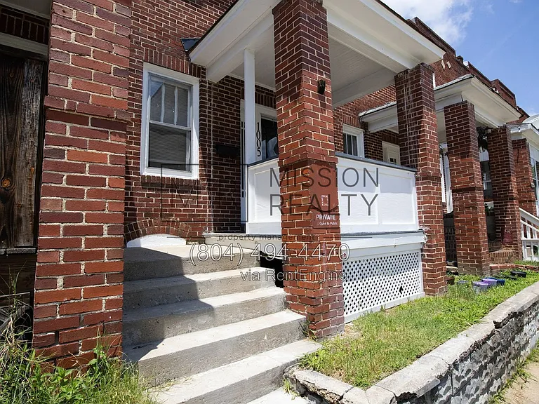 1005 Bank St — Photo 2
