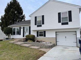 325 Aberdeen Rd, Williamstown, NJ 08094