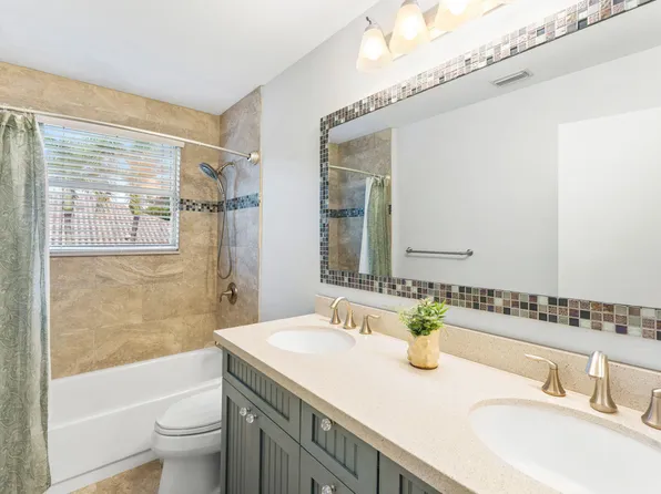 6785 NW 74th Court, Parkland, FL 33067