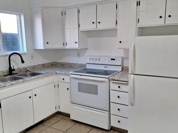 2002 W 4700 S APT 4, Roy, UT 84067