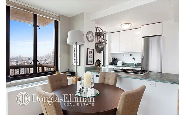 Rented by Douglas Elliman | media 17
