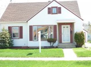2224 N Division St, Appleton, WI 54911
