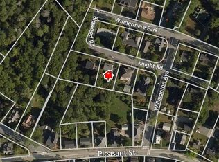 6 Knight Rd, Manchester, MA 01944