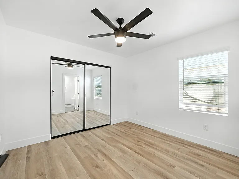 5103 Barlin Ave — Photo 4