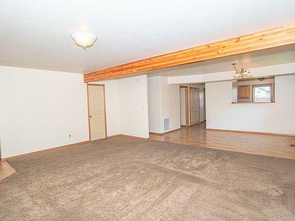 2nd image of 2226 Burlington Ave Unit B-1-1