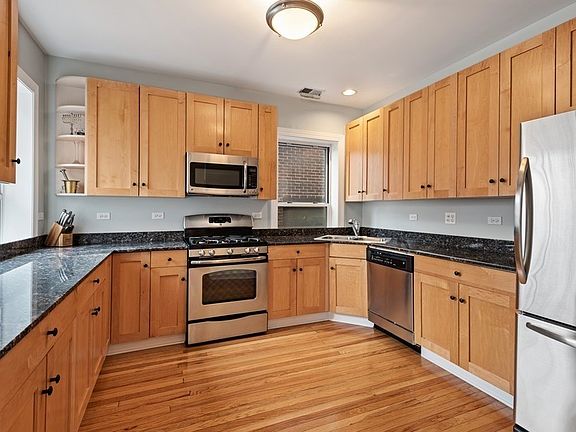 5th image of 813 N Hinman St