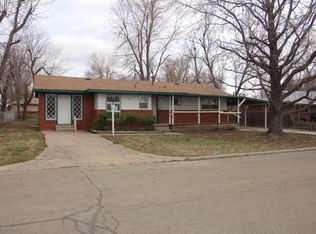 1230 E 8th St, Cushing, OK 74023