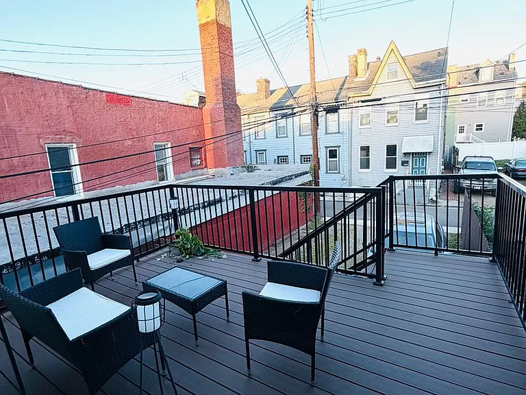 5210 Butler St — Photo 14