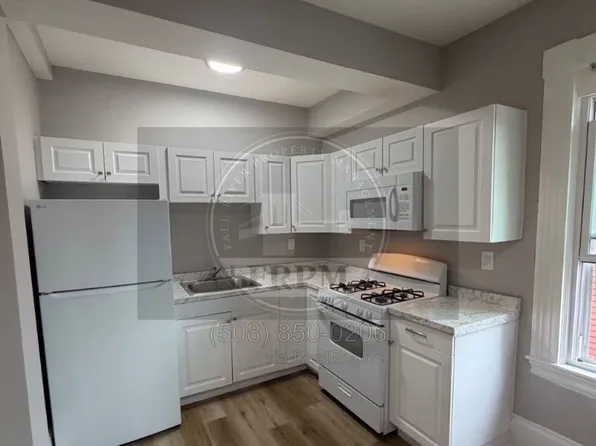 106-108 Cherry St #2, Fall River, MA 02720