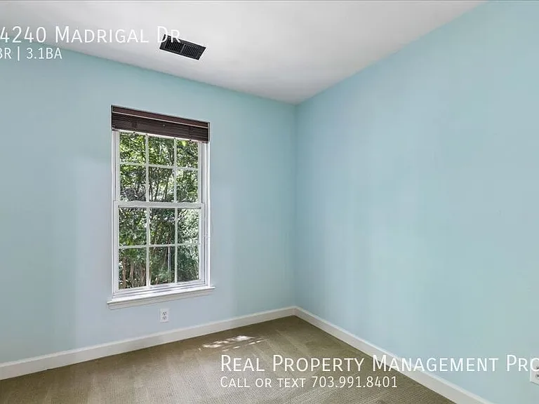 14240 Madrigal Dr — Photo 20