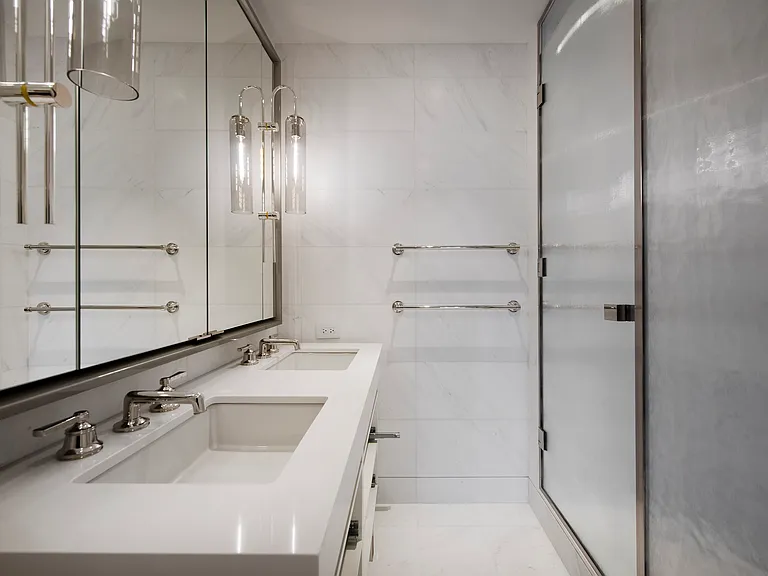 212 W 72nd St #10C — Photo 7