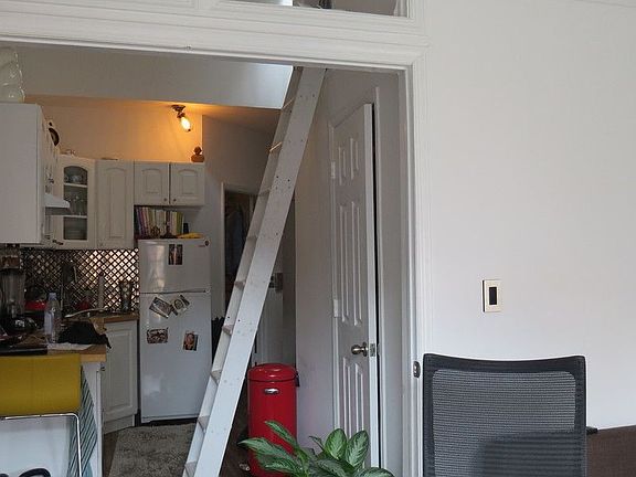 5th image of 43 Carmine St APT 16